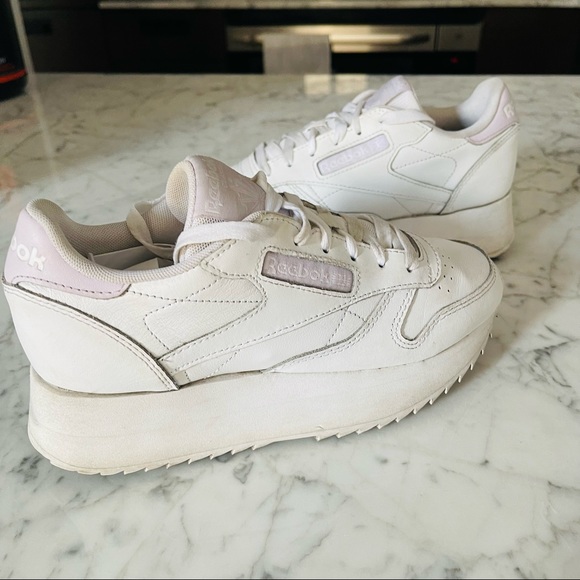 Reebok Classic White Sneakers - Picture 5 of 15